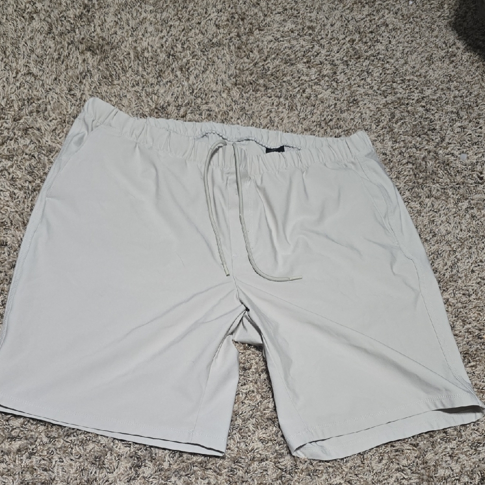 Men's Light Gray Shorts